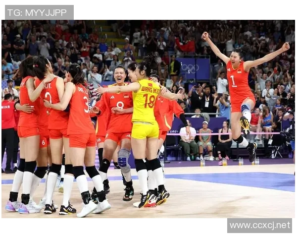 中国女排迎战日本队决战东京赛场展现巅峰实力与团队精神 中国女排迎战日本队决战东京赛场展现巅峰实力与团队精神