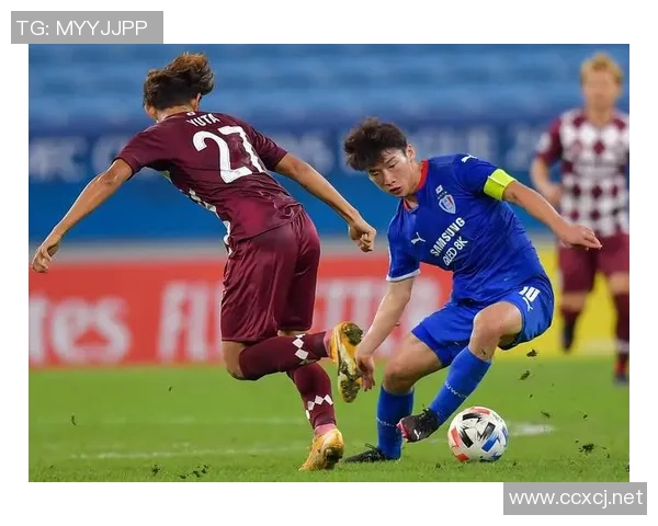 新泻天鹅与黄蜂的精彩对决揭示了球队实力与战术的较量 新泻天鹅与黄蜂的精彩对决揭示了球队实力与战术的较量