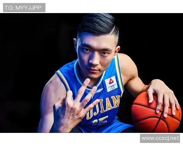 陈林坚：从青涩少年到篮球场上的璀璨明星之路探索与成长